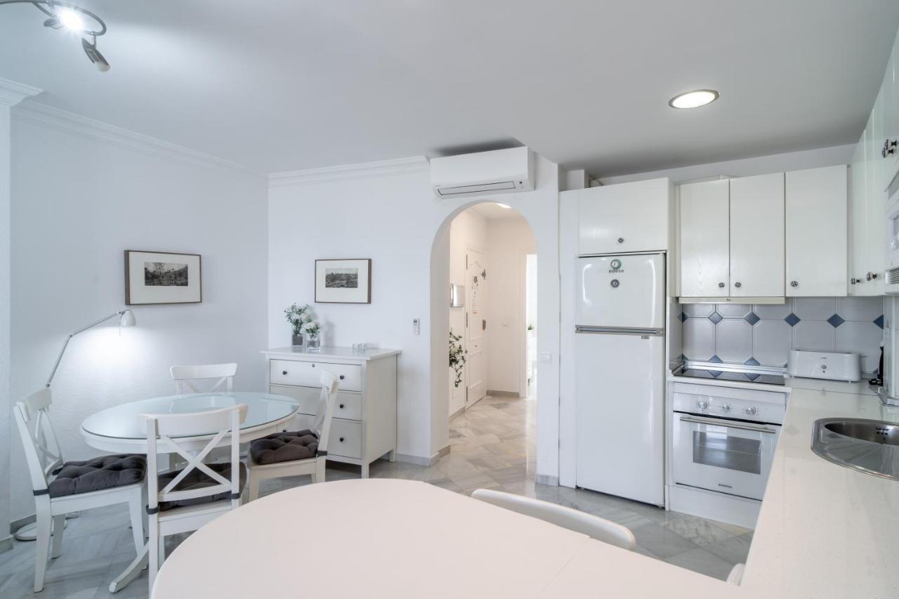 Stella Maris B Casasol Apartments 内尔哈 外观 照片