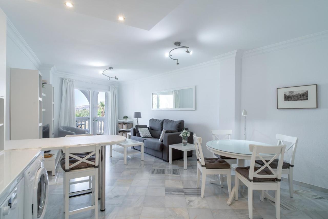 Stella Maris B Casasol Apartments 内尔哈 外观 照片