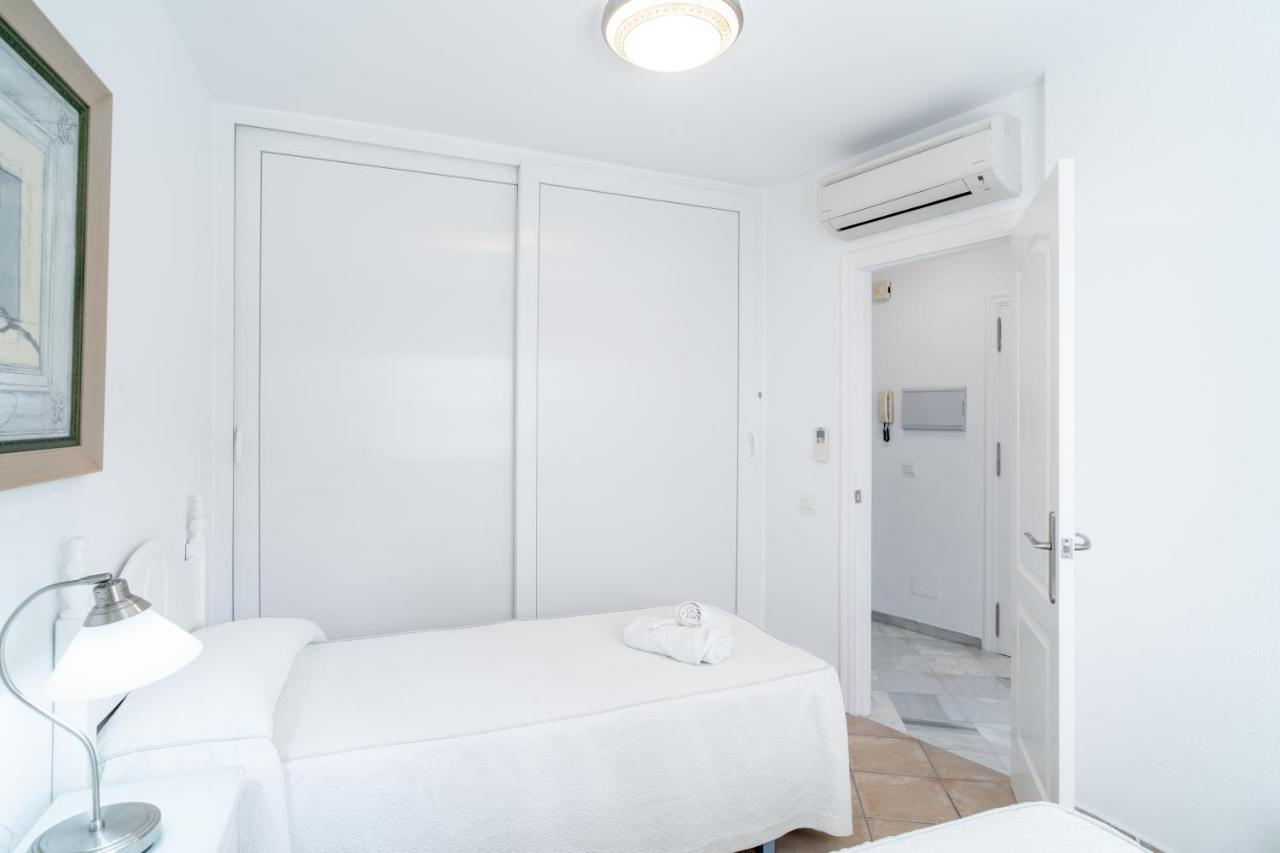 Stella Maris B Casasol Apartments 内尔哈 外观 照片