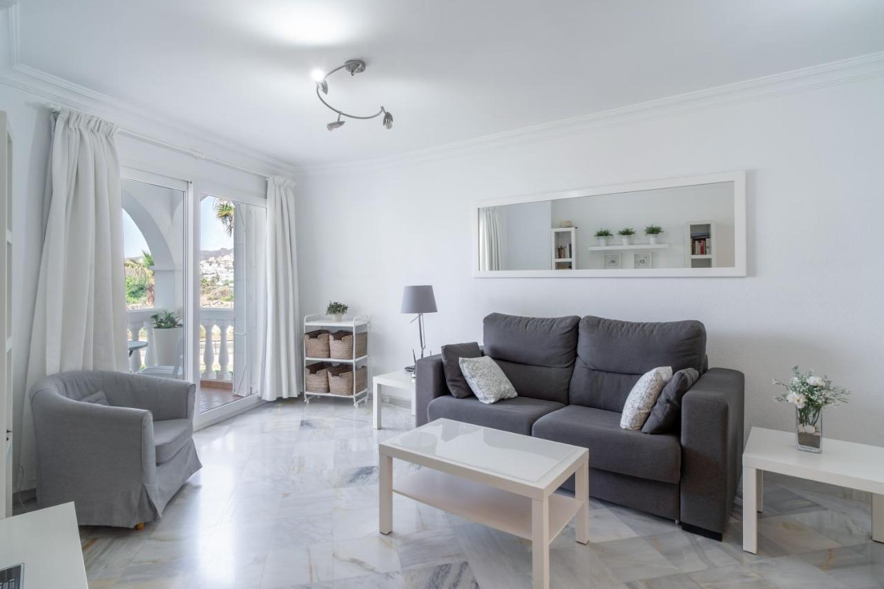 Stella Maris B Casasol Apartments 内尔哈 外观 照片